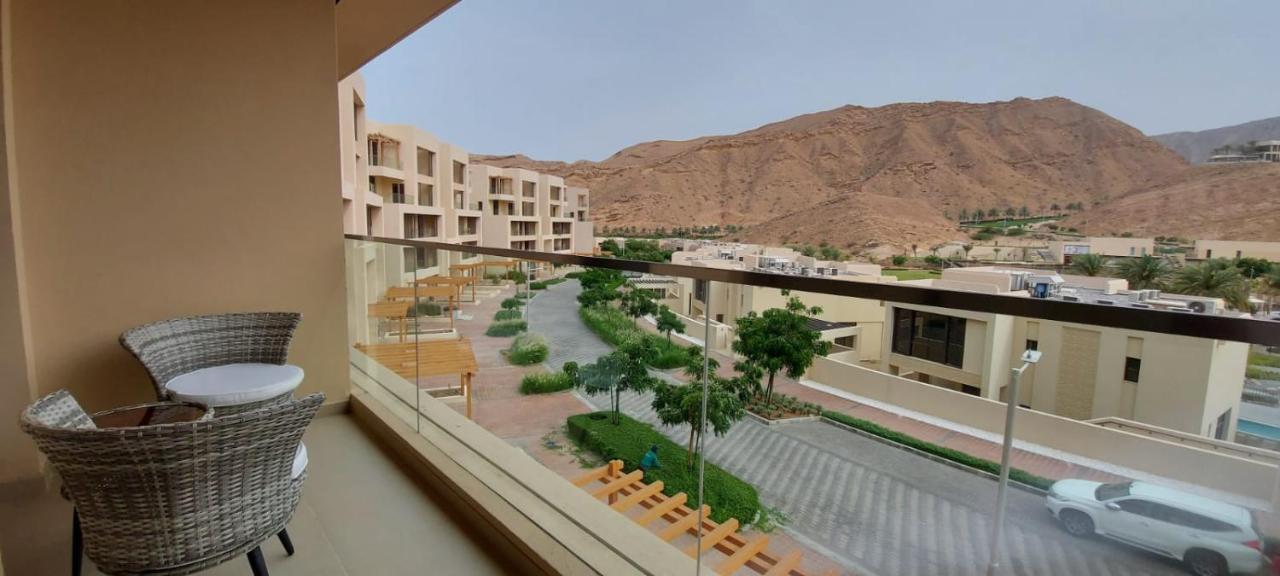 One Elegant 1Bhk Apartment In Muscat Bay 02 エクステリア 写真