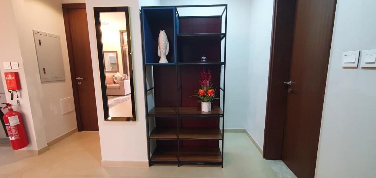 One Elegant 1Bhk Apartment In Muscat Bay 02 エクステリア 写真