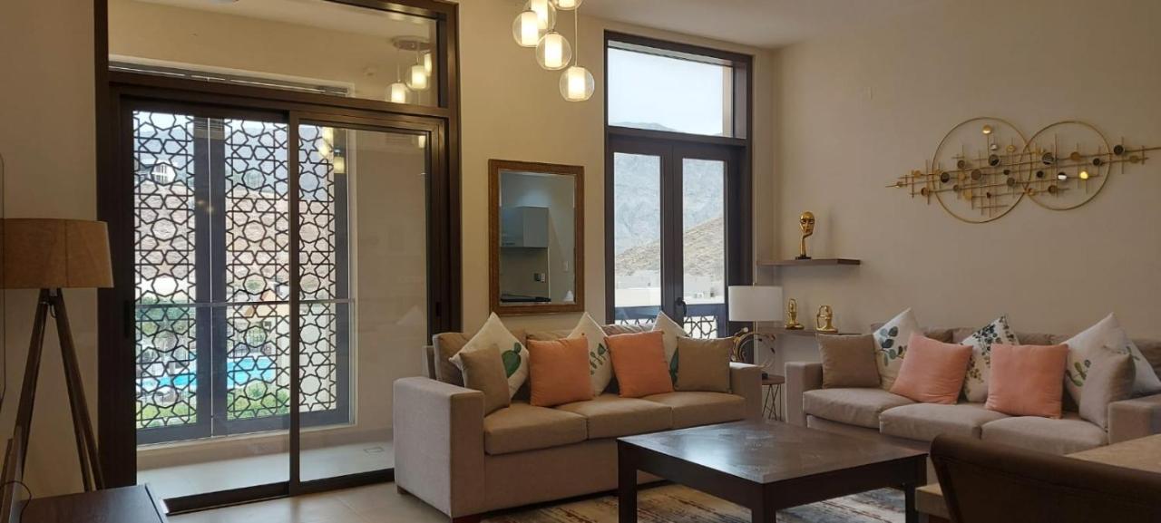 One Elegant 1Bhk Apartment In Muscat Bay 02 エクステリア 写真