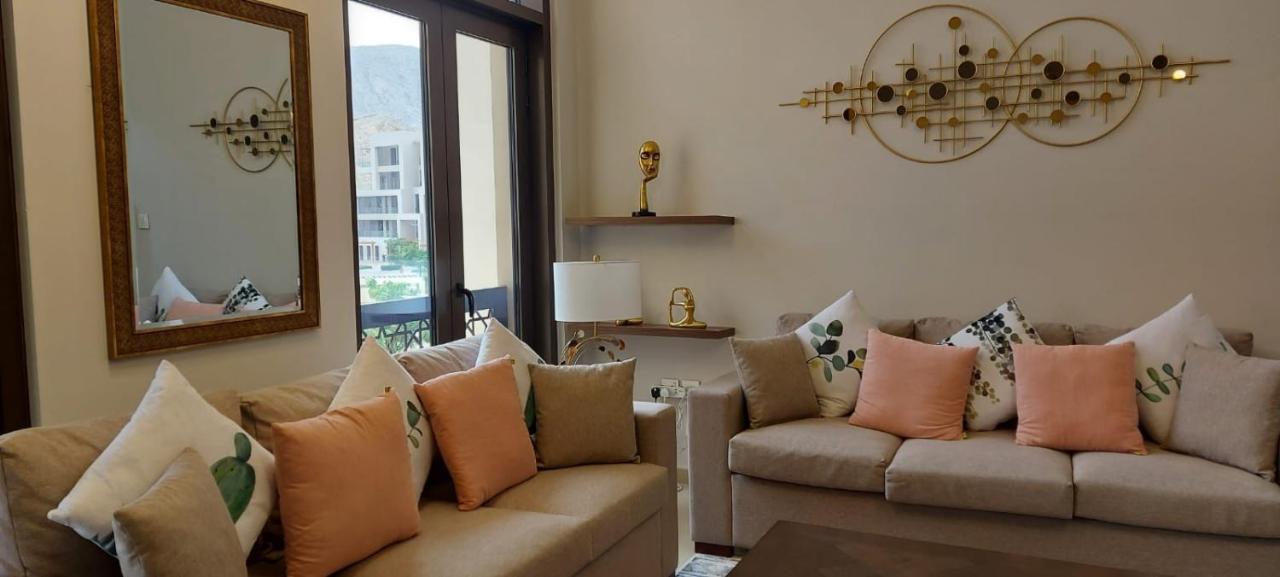 One Elegant 1Bhk Apartment In Muscat Bay 02 エクステリア 写真